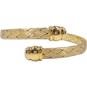 24.3 grams Sterling Silver .925 Italy Vermeil Wrap Bangle with Diamond Quilted Design 2 3/4 in.