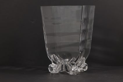 Steuben? Crystal Glass Vase with Stylized Art Glass Base 9 in. height x 6.25 in. wide