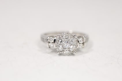 14K Diamond Cluster Engagement Ring Size 8.25 with 19 Diamonds - Quality Diamonds - 3.2 dwt