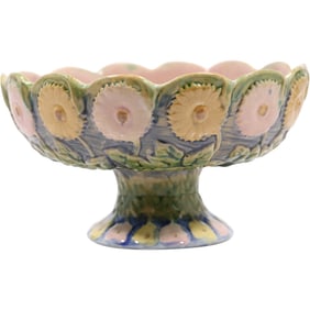 19th C. AMERICAN GRIFFIN, SMITH & HILL ETRUSCAN MAJOLICA "DAISY" COMPOTE 9 in. Dia.