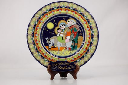 979 Rosenthal porcelain Christmas plate, designed by Danish artist Bjørn Wiinblad, titled "The
