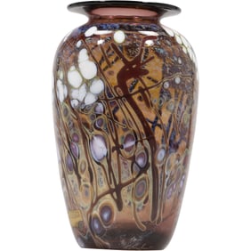 Signed hand-blown art glass vase by Paul Bendzunas, master glassblower who began his craft in 1974