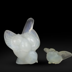 2 opalescent glass bird figurines made by Sabino, each a different size
