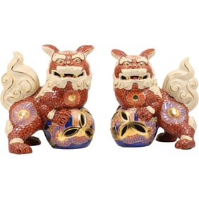 Pair of Japanese Satsuma-Style Foo Dogs Shishi Lion Statues with Ornate Gold Accents