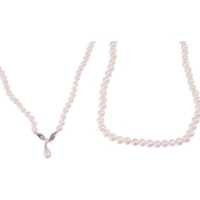 .925 Sterling Classic Freshwater Pearls Necklace 18 in. x 1/4 in. ; ,925 & 14K Freshwater Cultured