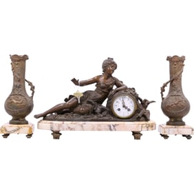 French Figural Clock Garniture Les Tourterelles by Louis and Francois Moreau Silvin Movement