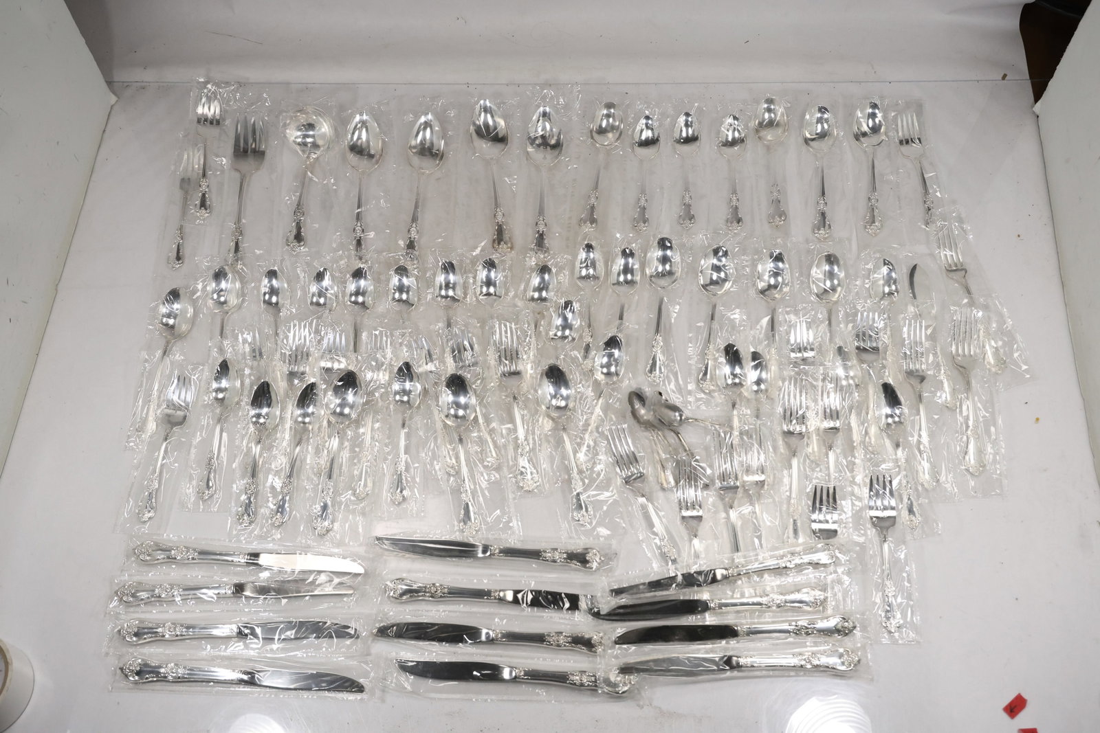Large Unmarked Floral Pattern Silver Tone Flatware Set (1 of 19)