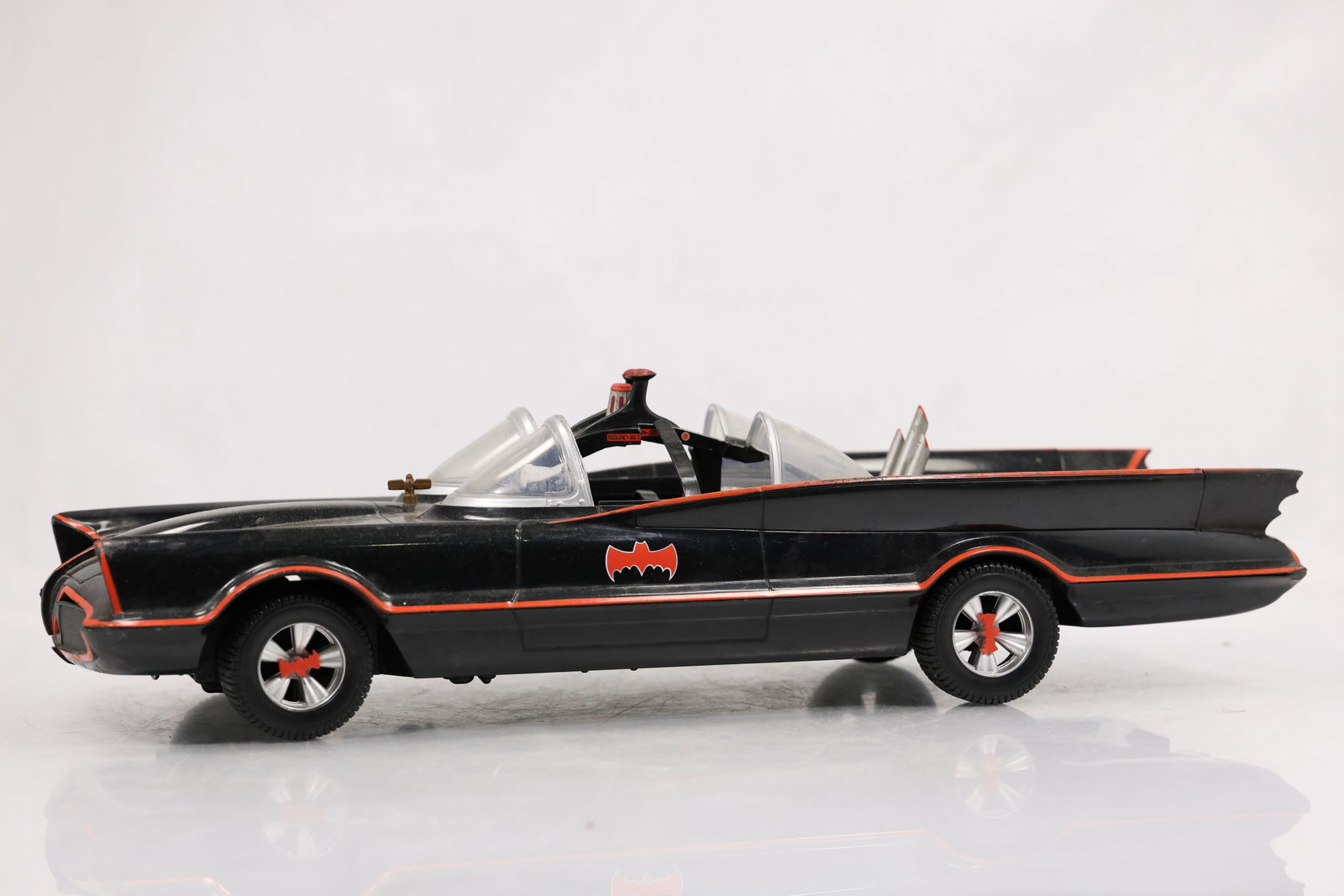 1966 Batman Batmobile Toy Car – Black Convertible TV Series Replica (1 of 12)