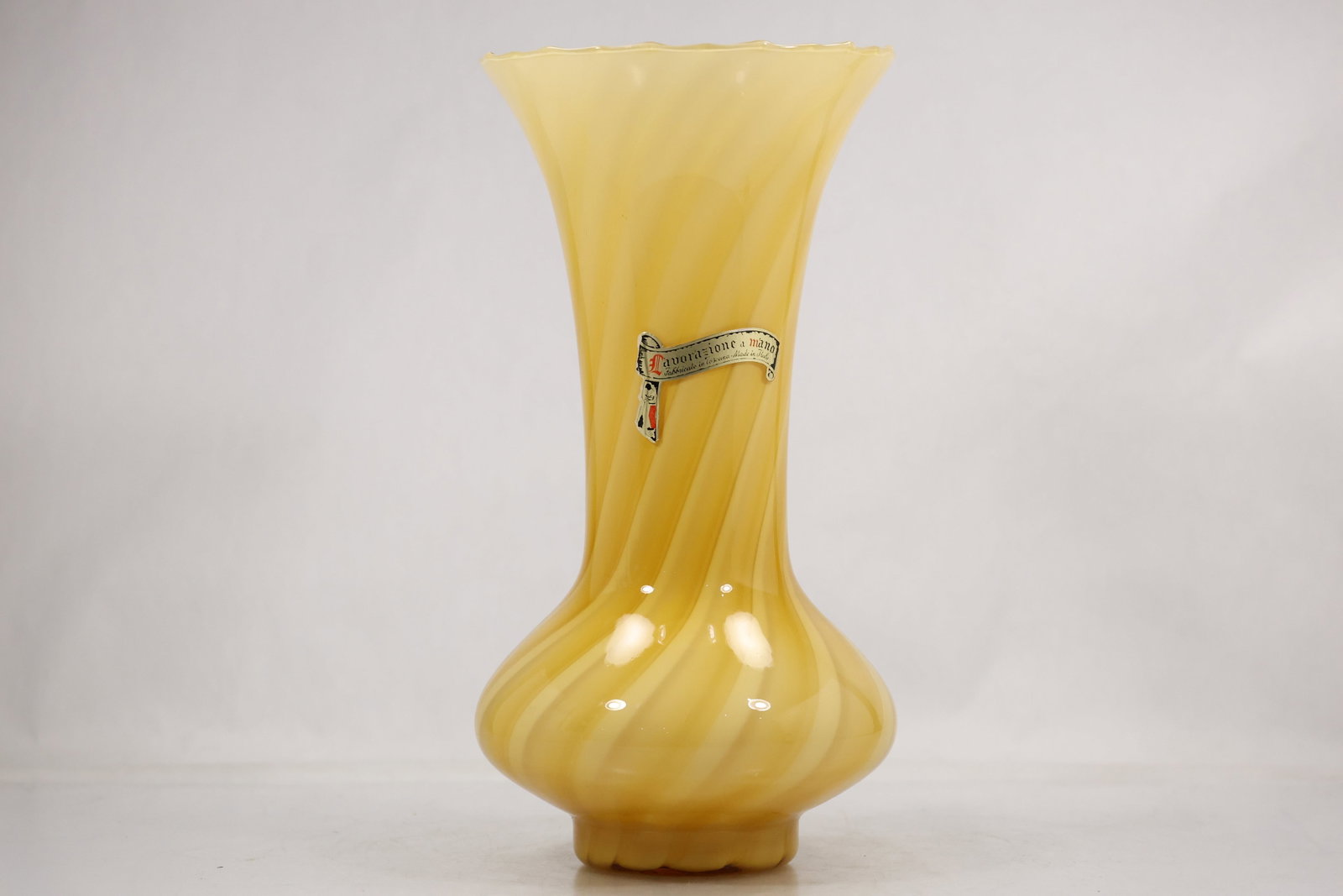 Vintage Italian Hand-Blown Yellow Art Glass Swirl Vase – Made in Tuscany (1 of 11)