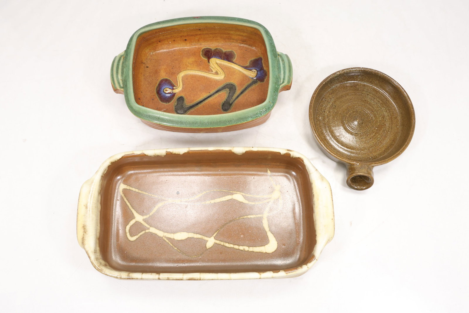 Abu Dhabi Studio Pottery Ovenware Group (1 of 16)