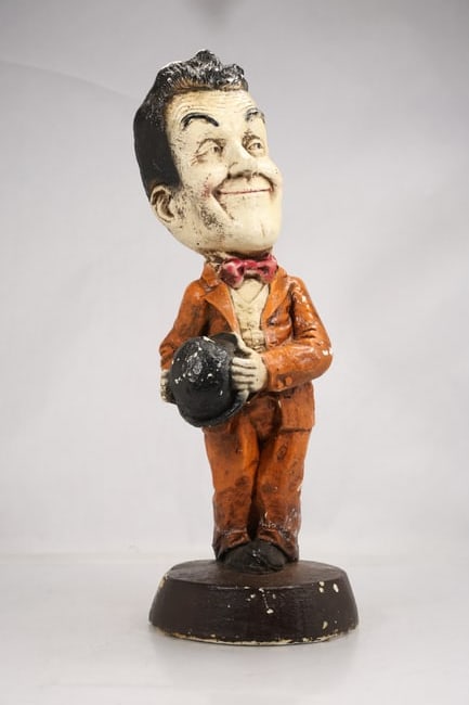 vintage ESCO chalkware statue depicting Stan Laurel from the classic comedy duo Laurel and Hardy (1 of 14)