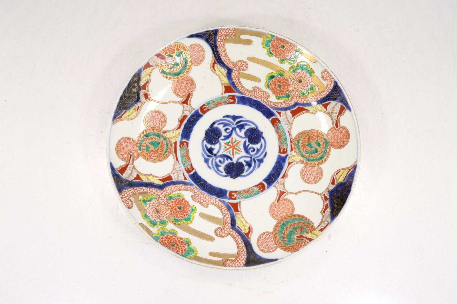 Japanese Imari Porcelain Dinner Plate (1 of 12)