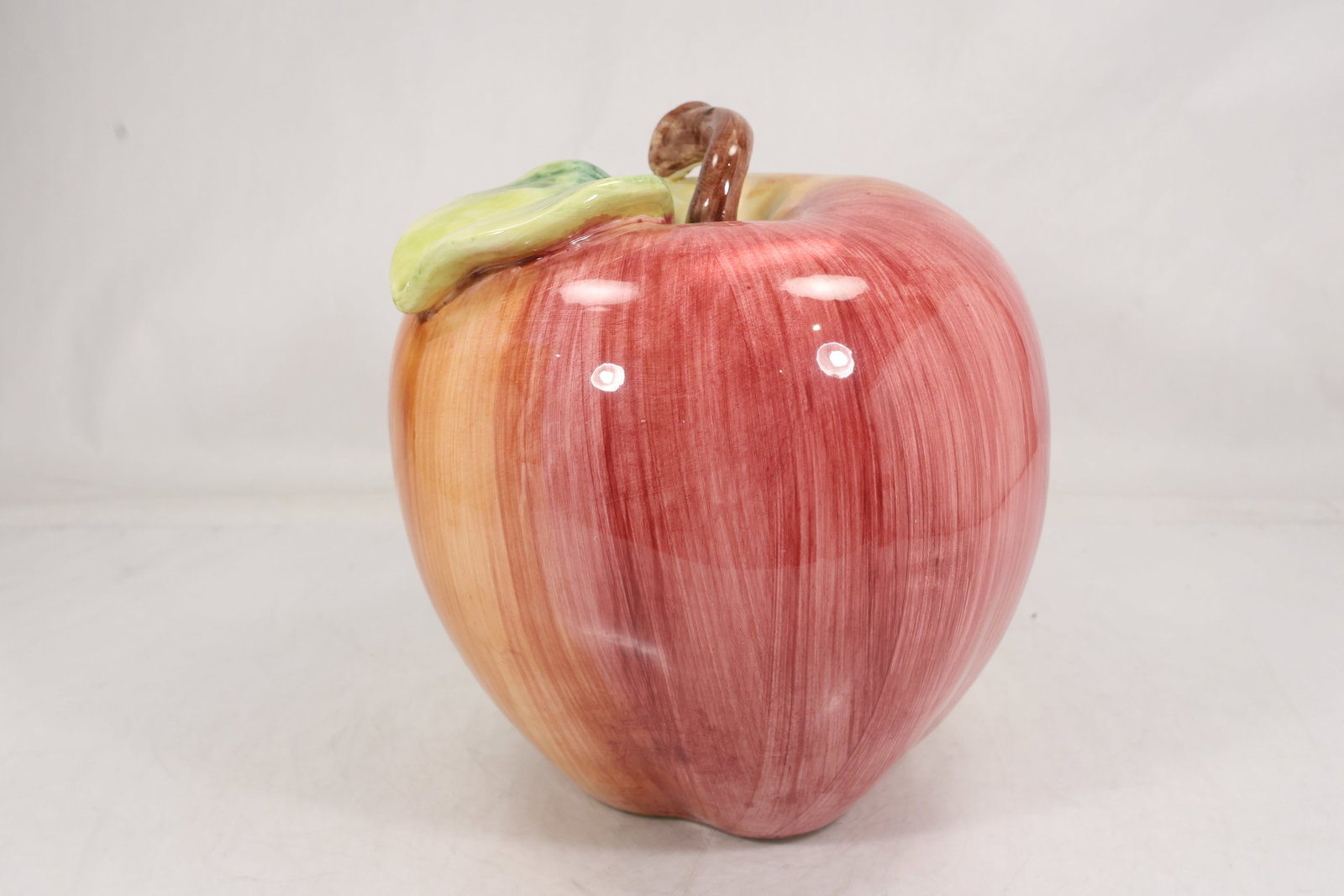 Large Italian Ceramic Apple Kitchen Decoration (1 of 14)