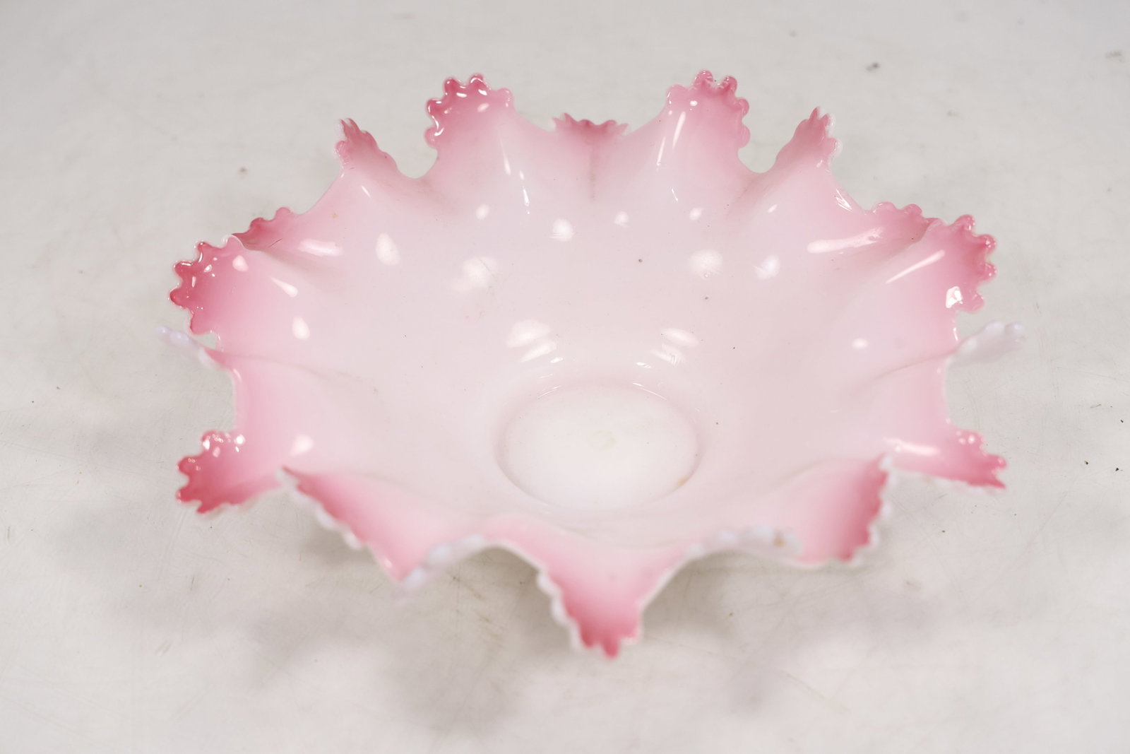 Victorian Pink Cased Art Glass Ruffled Brides Basket Bowl (1 of 10)