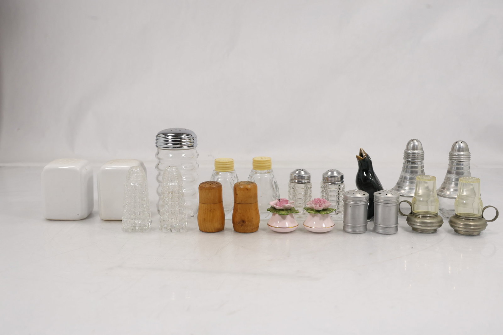 Assorted Vintage Salt and Pepper Shaker Collection of 20 (1 of 12)