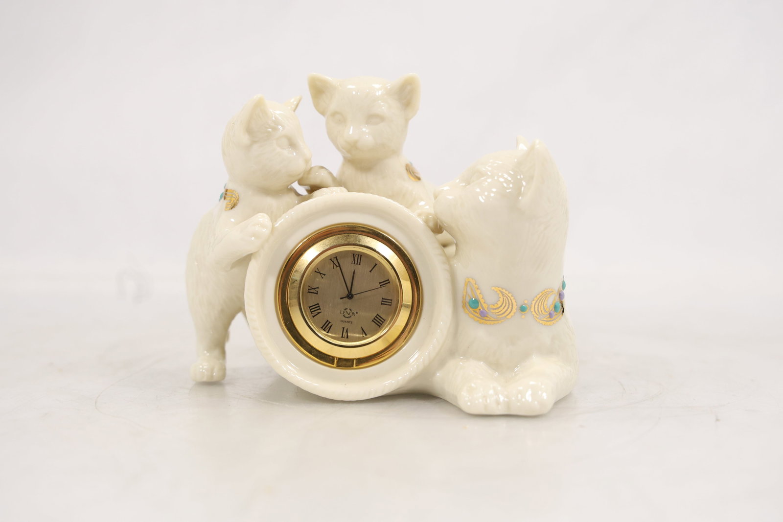 Lenox China Jewels Collection Cat & Kittens Quartz Desk Clock (1 of 11)