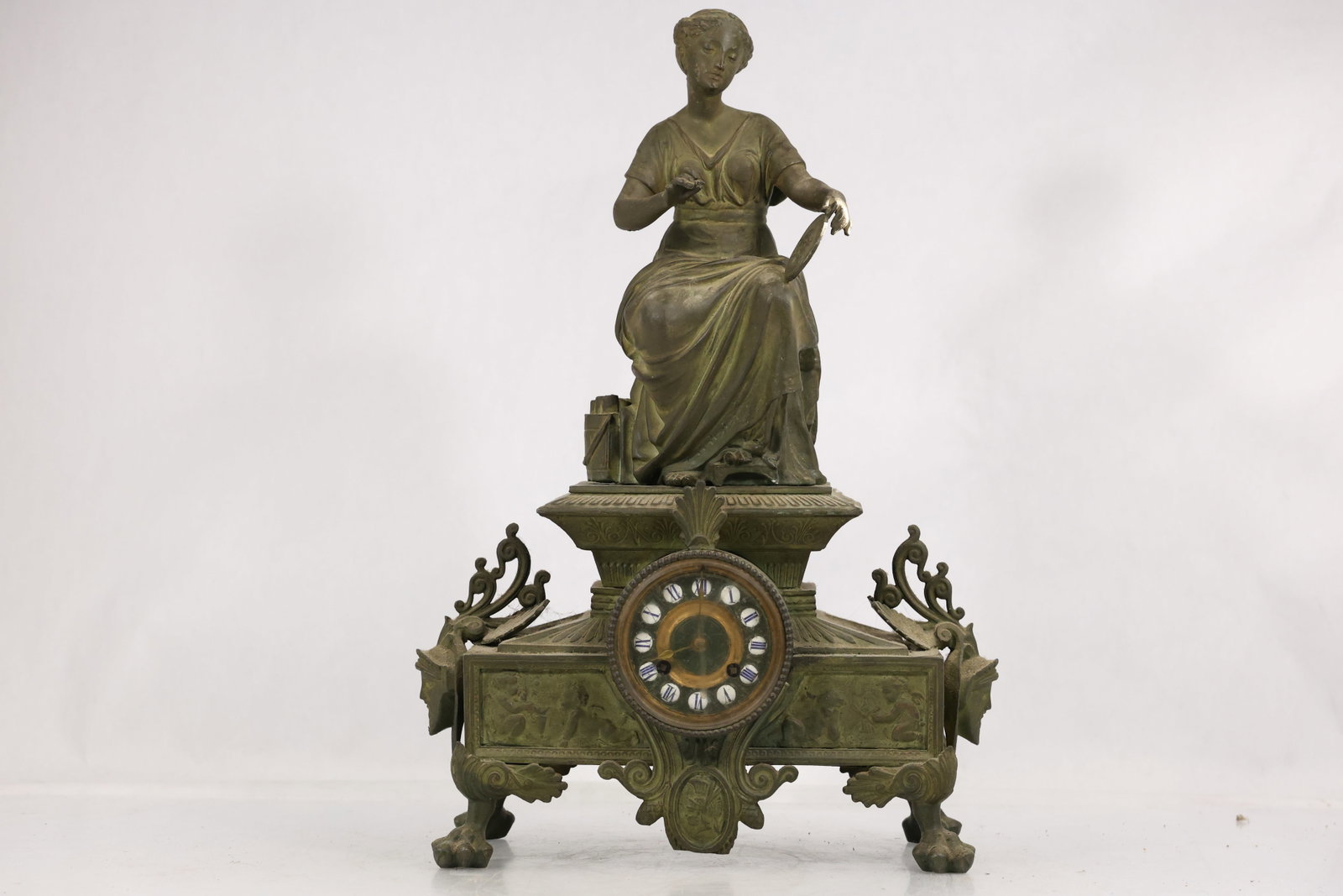 Antique French Allegory of Painting Figural Mantel Clock with Porcelain Numerals (1 of 20)