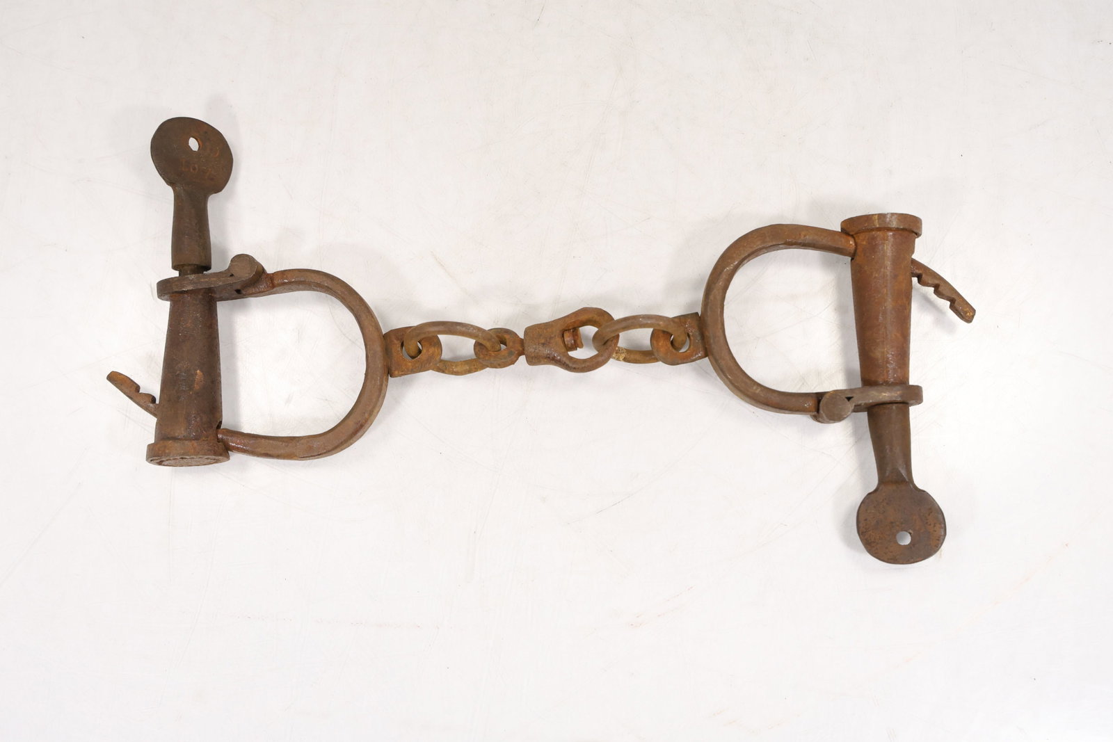 Vintage Cast Iron Prison Shackles Handcuffs (1 of 15)