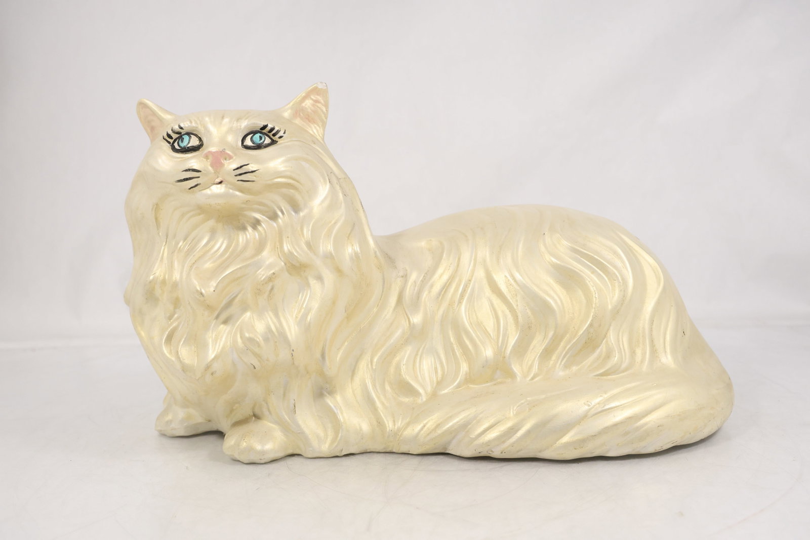Vintage White Ceramic Cat Figurine – Reclining Long-Haired Cat (1 of 18)