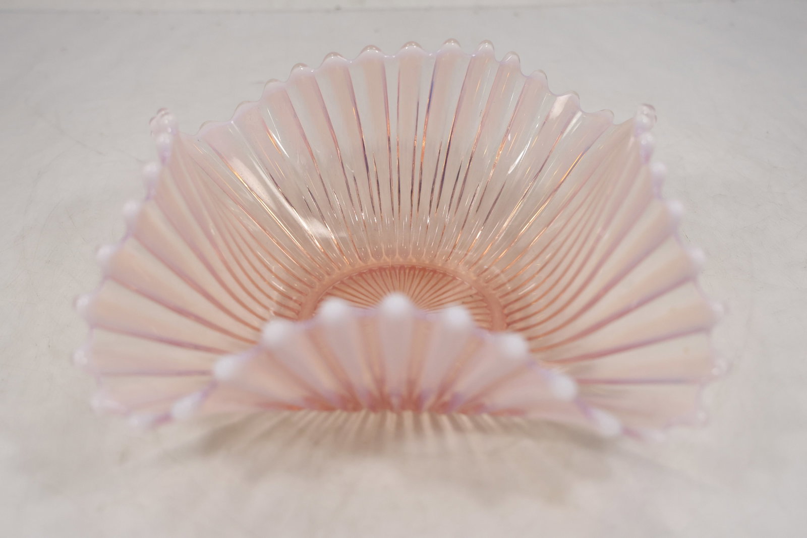 Fostoria Heirloom Pink Opalescent Scalloped Glass Bowl (1 of 14)