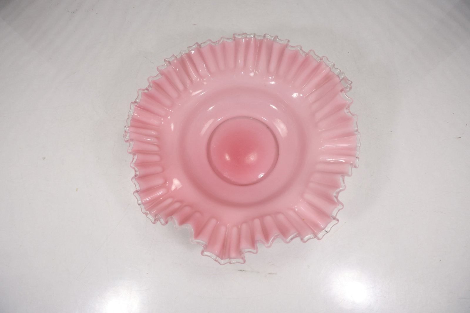 Pink Ruffled Scalloped Rim Bride's Basket (1 of 16)