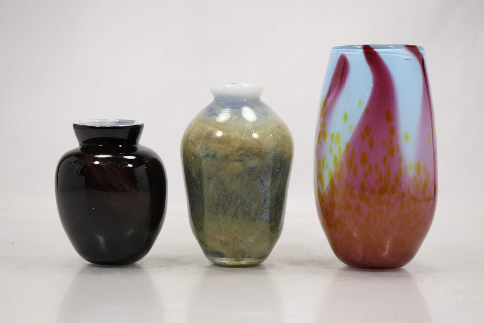 Three Assorted Modern Art Glass Vases (1 of 15)