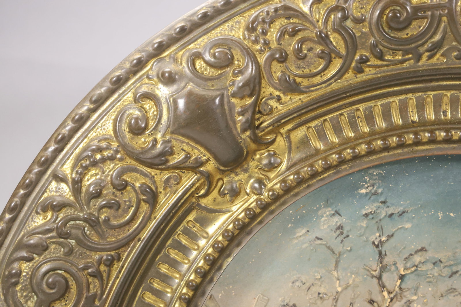 Large Round Classical Architectural Wall Plaque - 10