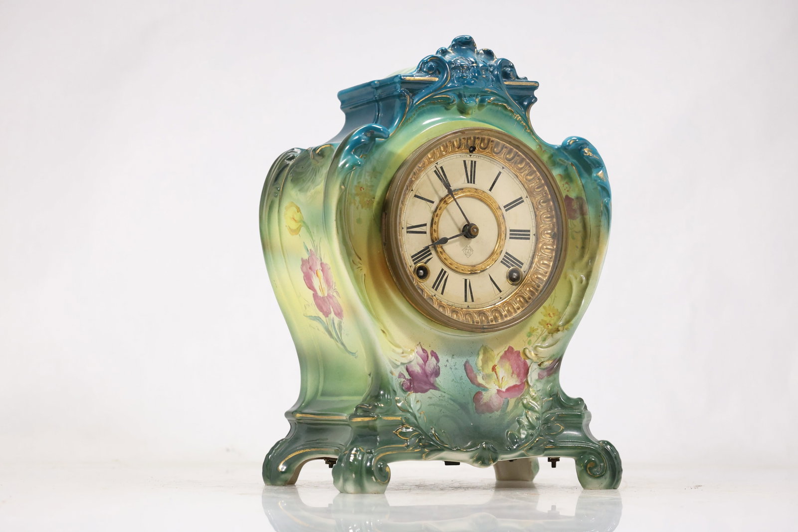 Ornate Porcelain Mantel Clock with Floral Case (1 of 16)