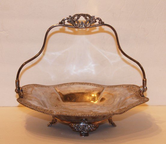 PAIRPOINT MFG. CO. Silver Plate Basket (1 of 8)