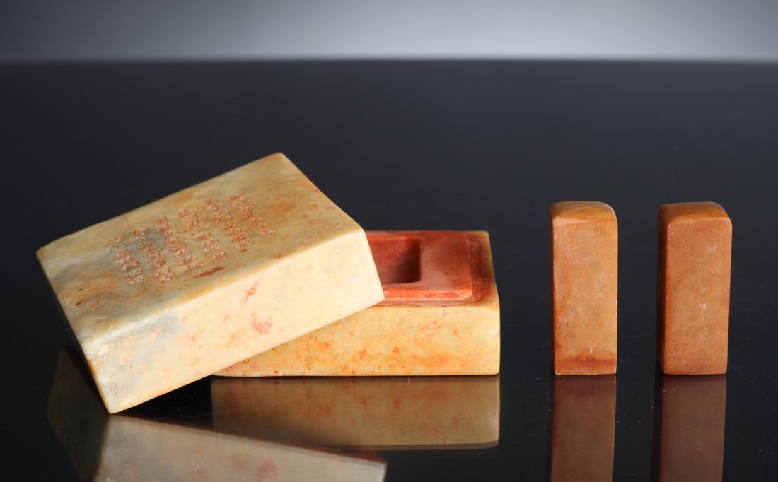 2 Chinese Shoushan Seals in Stone Box (1 of 5)