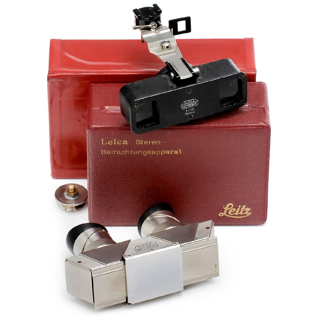 Leitz "Stereoly" and "VOTRA": Leitz "Stereoly" and "VOTRA" Leitz, Wetzlar. 1) Stereoly attachment, with arm for Leica I (A + C), no. 1108, version II with two notches, chrome arm with folding viewfinder mask, c. 1930/31. Code in