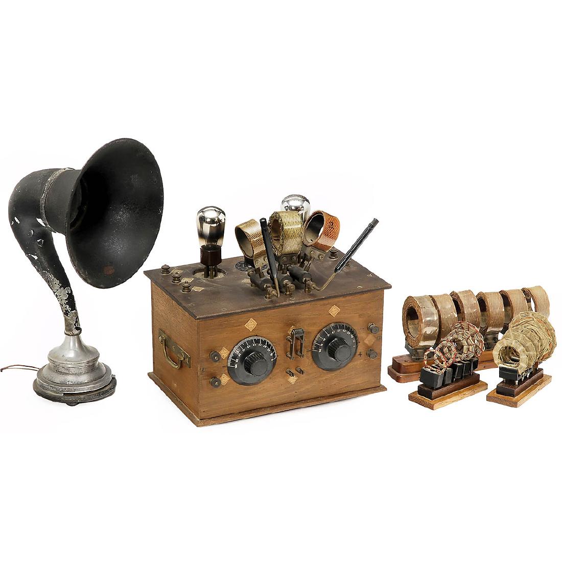 French Radio Receiver with Horn-Type Loudspeaker, c. (1 of 1)