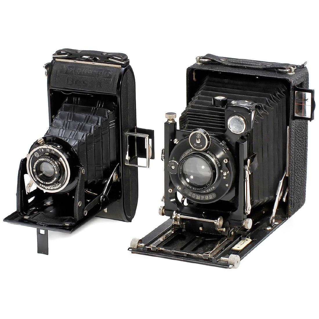 Voigtländer Bergheil 9 x 12 cm, 1920: Voigtländer Bergheil 9 x 12 cm, 1920 Voigtländer, Braunschweig. Second model, no. 66864, Heliar 4,5/13,5 cm, with focusing screen back, 2 cassettes, 2 filters and case. - In addition: Bessa 6 x 9 c