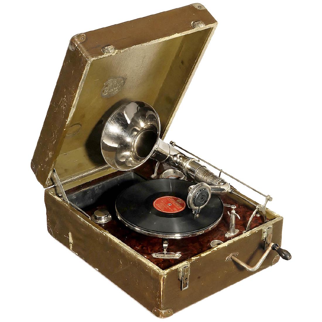 Gramophone with Tangential Tonearm, c. 1925 (1 of 3)