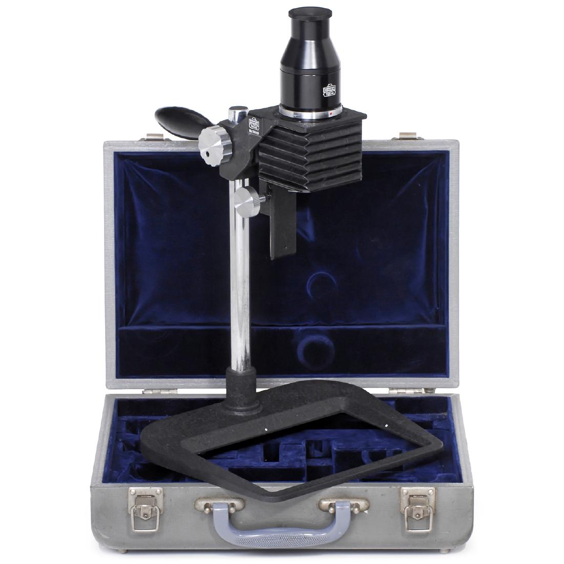 Nikon Repro Copy Outfit (Model S), First Version, 1954: "Nikon Repro Copy Outfit" (Model S), First Version, 1954 Nippon Kogaku Tokyo. No. 11449, complete repro copy outfit with loupe and original wooden case. - Literature: Robert J. Rotoloni: "The Complete