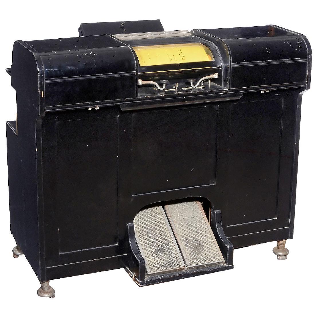 Hupfeld Phonola Piano Player, c. 1910 (1 of 4)