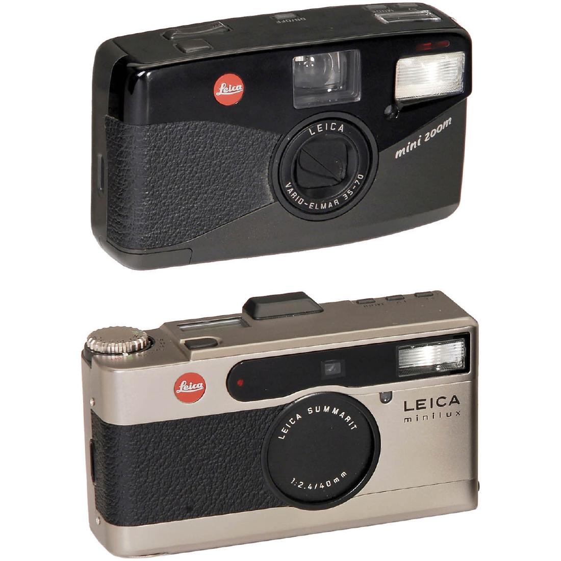 Leica Minilux and Leica mini: Leica Minilux and Leica mini Leica, Solms. 1) Leica Minilux, no. 2068037, Summarit 2,4/40 mm, excellent condition, electronic functions not tested, with case and instruction manual. (1-2/-). - And: 2)