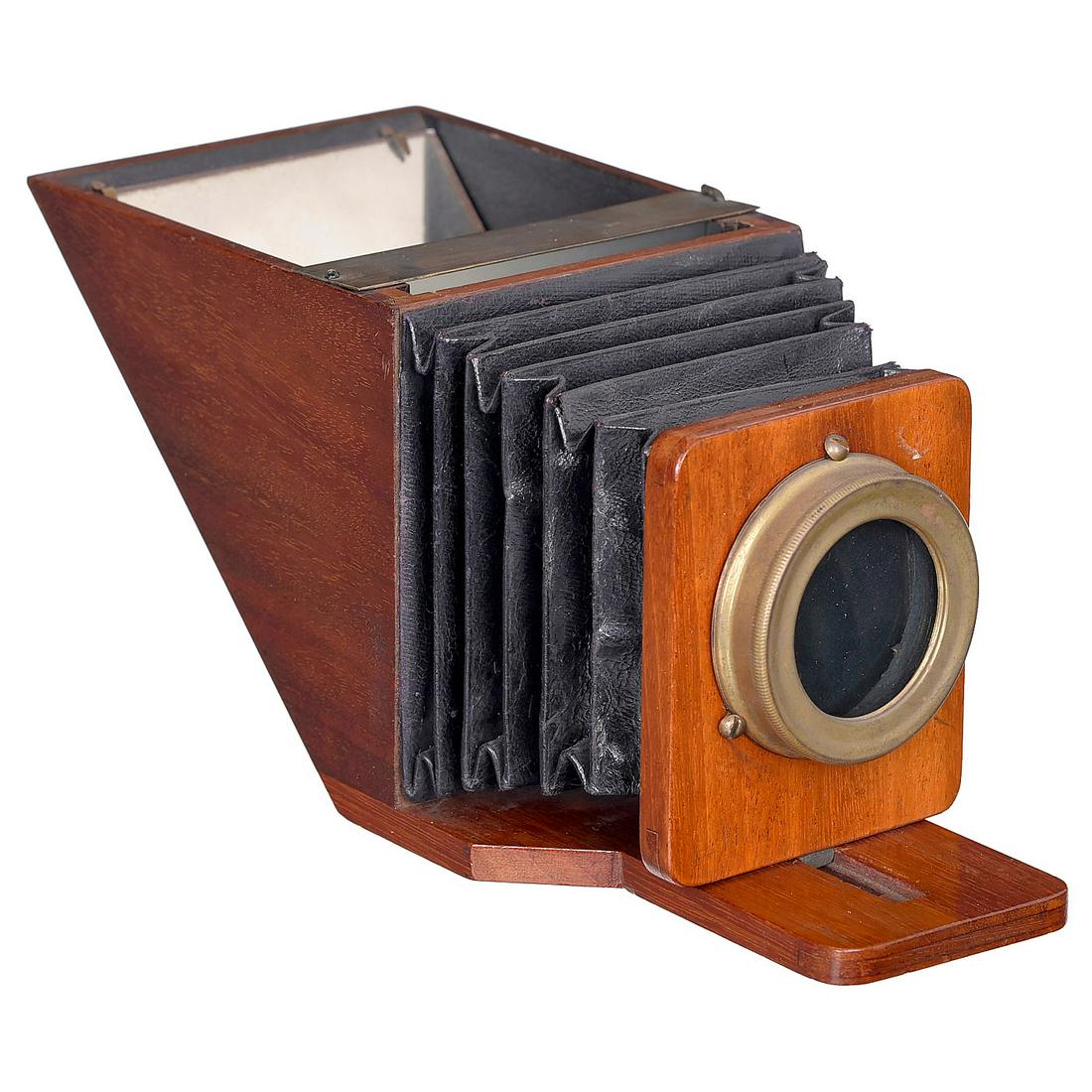 Rare Viewer for Magic Lantern Slides 3 1/6 x 3 1/6 in.,: Rare Viewer for Magic Lantern Slides 3 1/6 x 3 1/6 in., 1893 William T. Tylar, Birmingham. Viewer with lens in brass mount, bellows for focusing, mirror, 2 opal screens. Bildbetrachter für Laternenbi