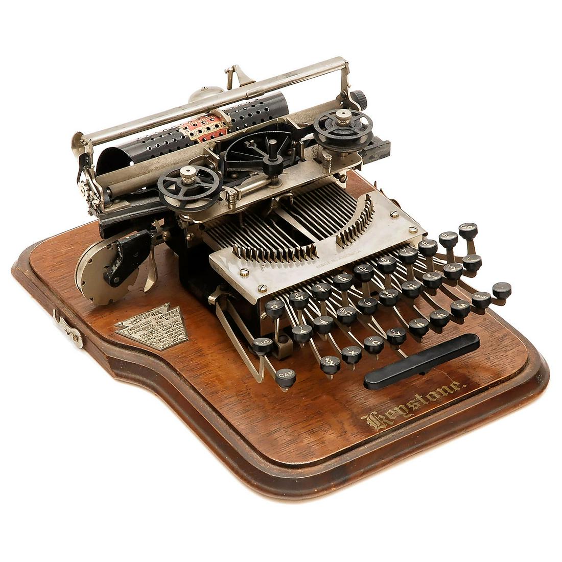 Keystone Mod. 1, 1899: Keystone Mod. 1, 1899 American type segment machine, 3-row keyboard, carriage defective. Interesting construction, serial no. 1007. - Literature: Martin, 1949, p. 173. - Unusual design! Keystone Mod. 