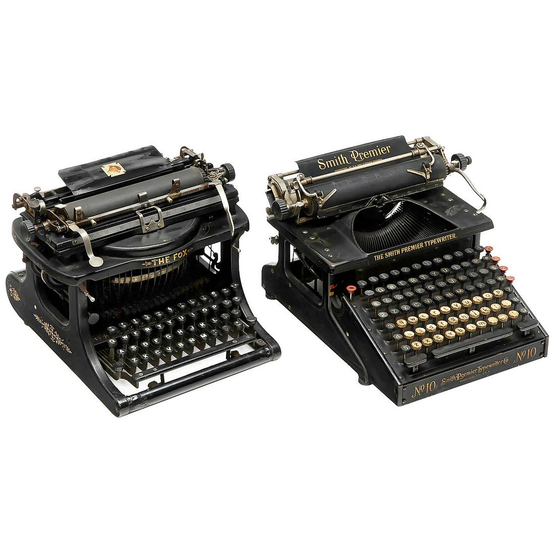 2 American Typewriters: 2 American Typewriters 1) Fox No. 4, c. 1907, by Fox Typewriter Company of Grand Rapids, Michigan. Upstroke machine with swiveling cylinder, frame repaired, serial no. 25051. (3/3-4) - And: 2) Smith P