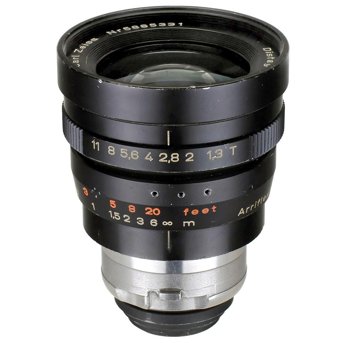 Carl Zeiss Distagon 1,2/25 mm T for Arriflex 16SR: Carl Zeiss Distagon 1,2/25 mm T for Arriflex 16SR Carl Zeiss, Oberkochen. No. 5885331. High-speed wide-angle lens with Arriflex 16SR mount. No scratches and no haze, excellent condition. Carl Zeiss