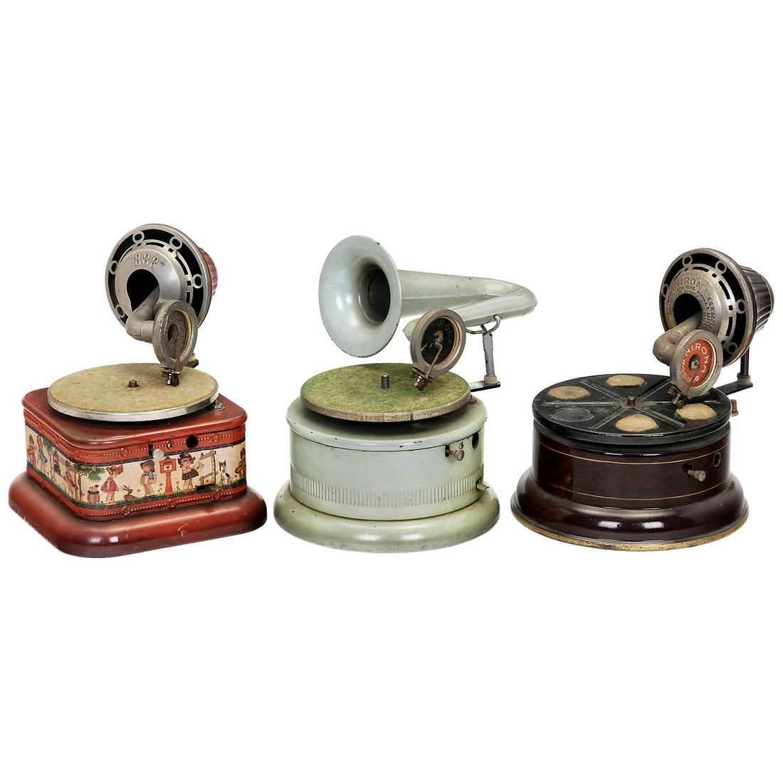 3 Nirona Toy Gramophones, c. 1930 (1 of 1)