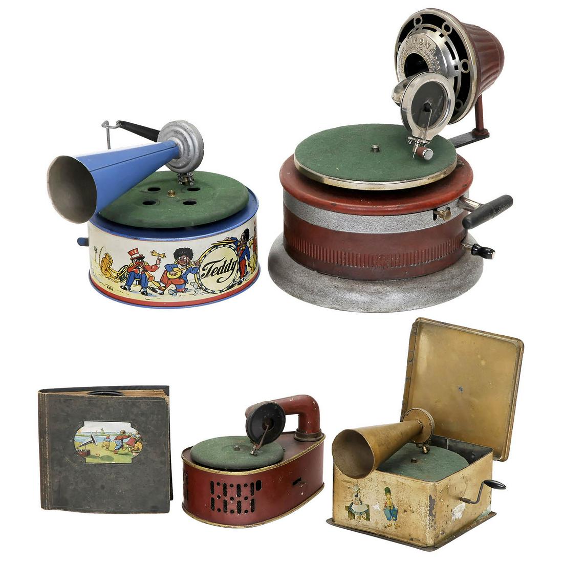 4 Toy Gramophones, c. 1930 (1 of 1)