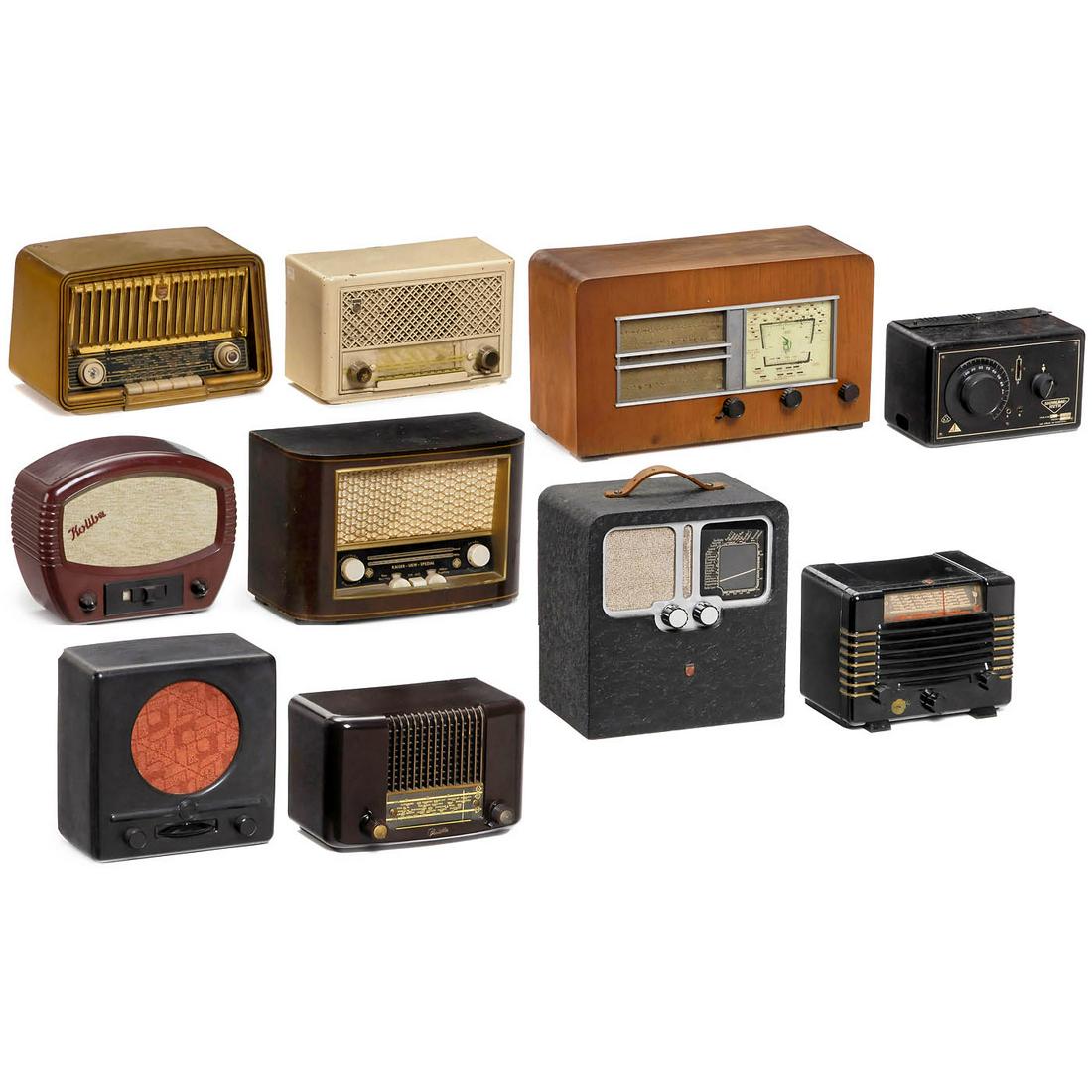 10 Small Radio Receivers: '10 Small Radio Receivers 1) Signalbau-Huth, model E 82 W, metal case, Berlin, c. 1930. - 2) Philips, model A 42 U, bakelite case, no back panel, Paris, c. 1940. - 3) VEB Stern Radio, model Kolibri 2,