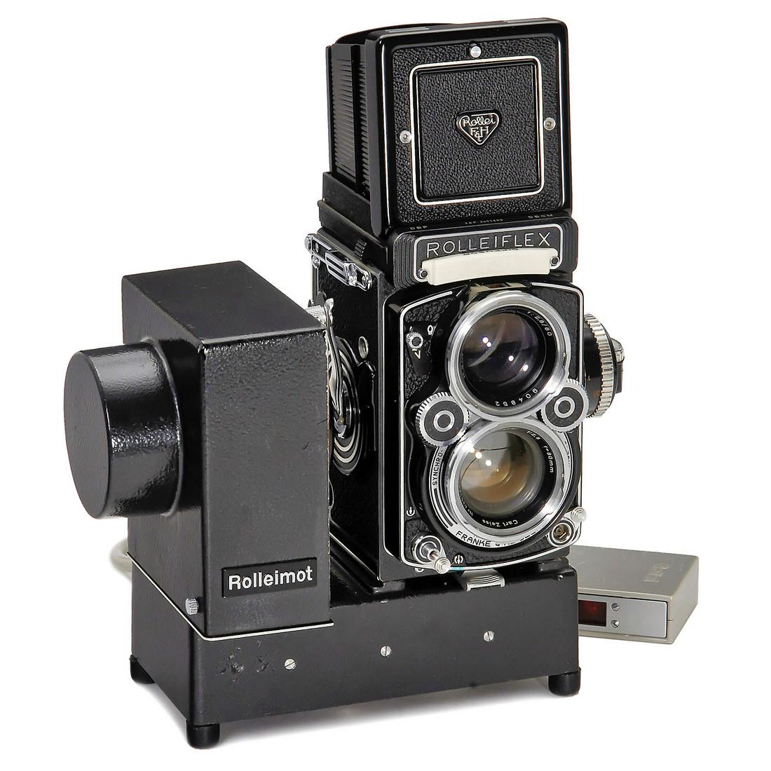 Rolleiflex 2,8 F with Rolleimot and Accessories, c.: Rolleiflex 2,8 F with Rolleimot and Accessories, c. 1960 Franke & Heidecke, Braunschweig. 1) Rolleiflex 2,8 F, no. 2451899, Zeiss Planar 2,8/80 mm, no. 4251230, with diffusor, exposure meter works, su