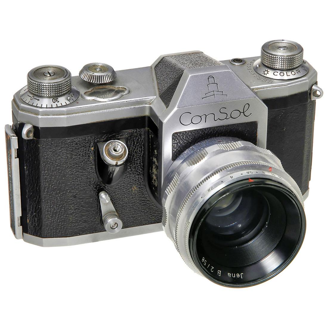 ConSol, 1954: ConSol, 1954 VEB Zeiss Ikon, Dresden. Export version of Contax D for the USA, outside no. 258445, inside no. 79083, side stamped "Germany USSR occupied", with large un-numbered "Ernemann Tower", B 2/5