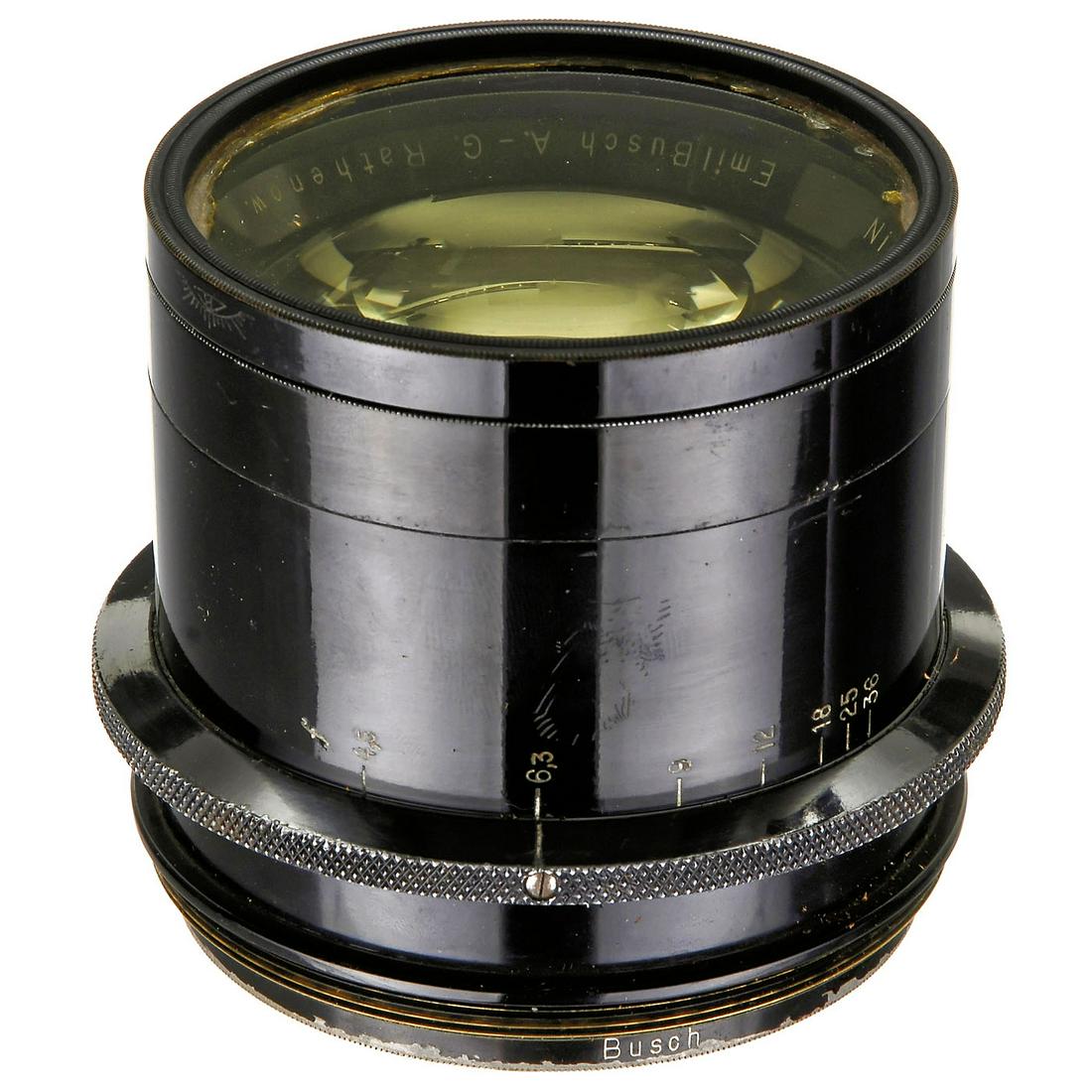 Perscheid Lens 4,5/300 mm, c. 1930: Perscheid Lens 4,5/300 mm, c. 1930 Busch, Rathenow. No. 318163, "Nicola-Perscheid-Objektiv F = 4,5 F = 30 cm D.R.P. 372059", like the 21 cm Perscheid a triplet-type lens, glass clean, in excellent con