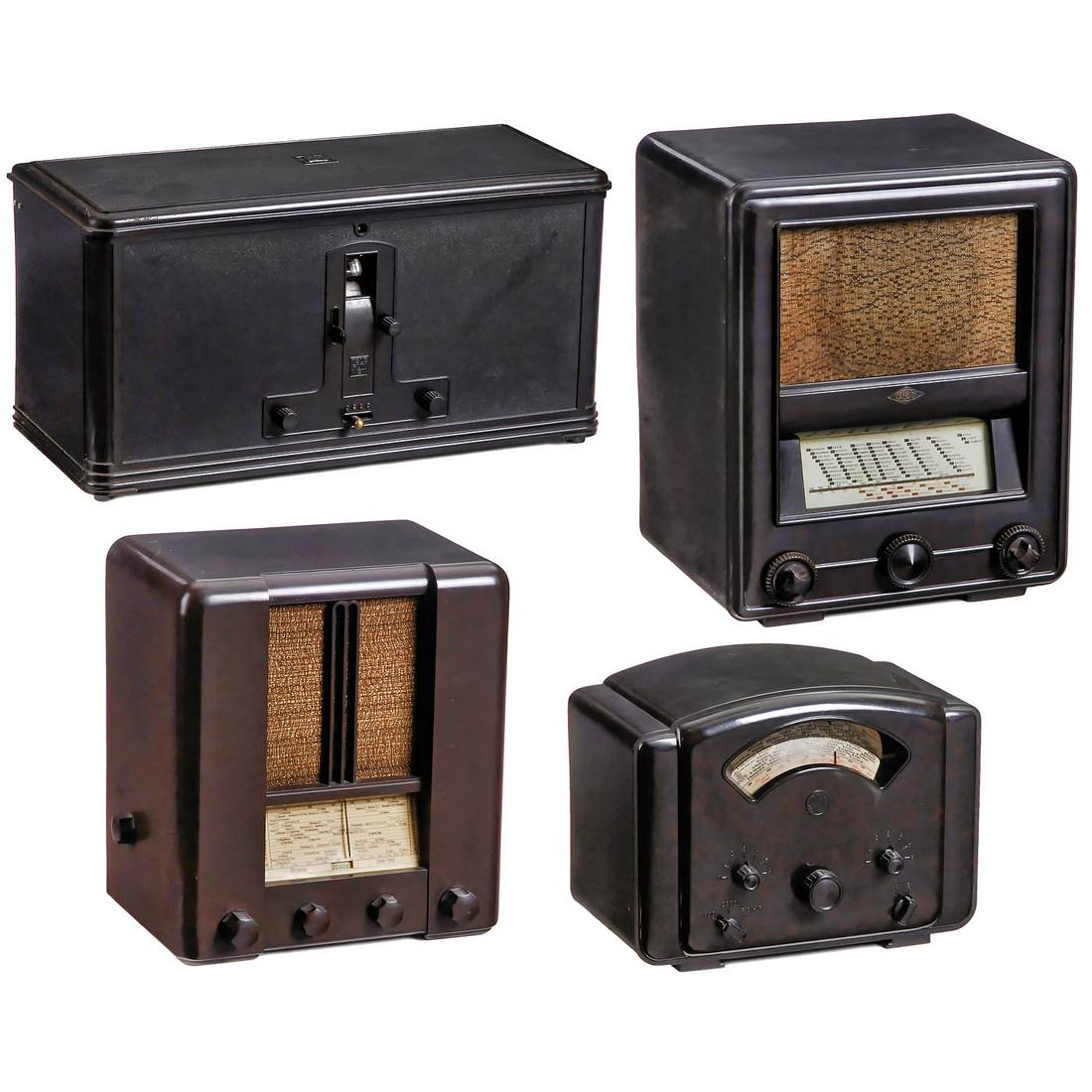 4 German Radio Receivers in Bakelite Cases (1 of 5)