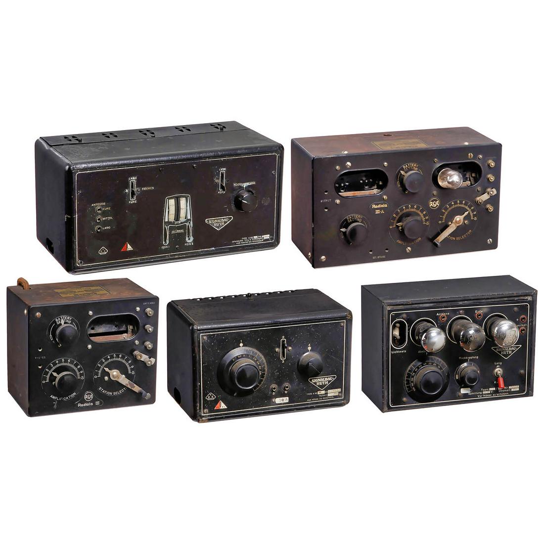 5 Small Tube Radios (1 of 6)