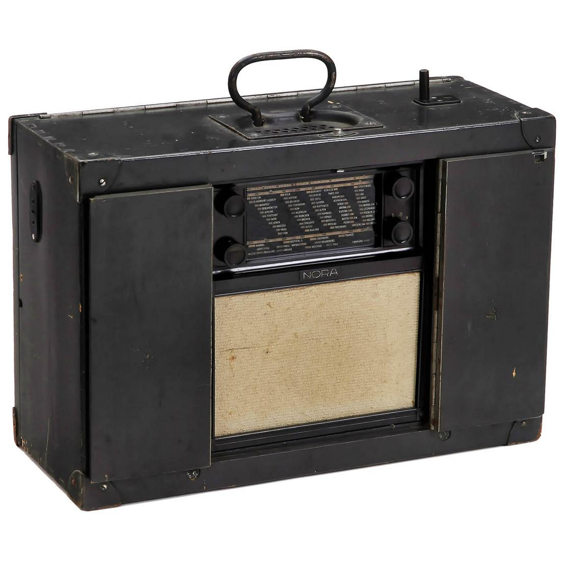 Nora Luftwaffen-Koffer K62, c. 1943 (1 of 2)
